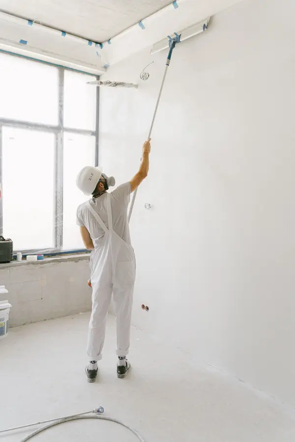 Painting service in Dubai